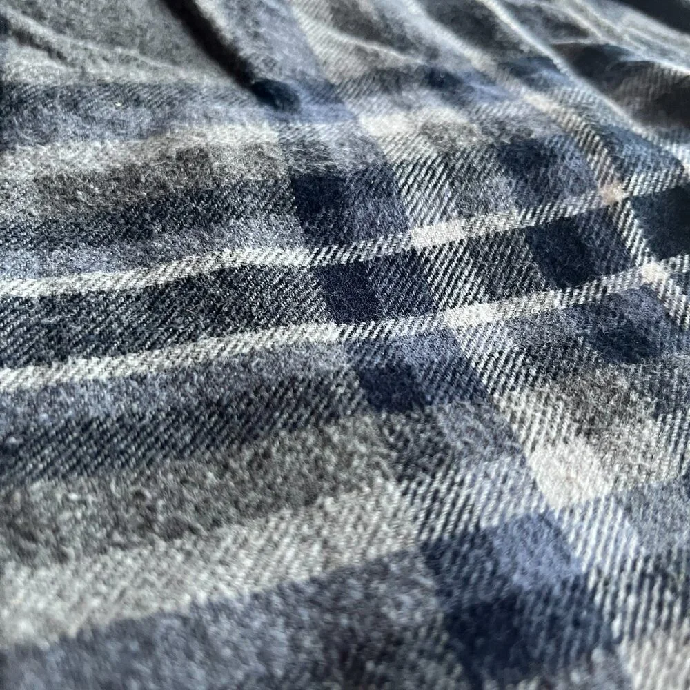 Old Navy gray and blue flannel shirt S 6-7